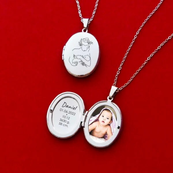 Personalized Baby Oval Locket – Custom Engraved Keepsake